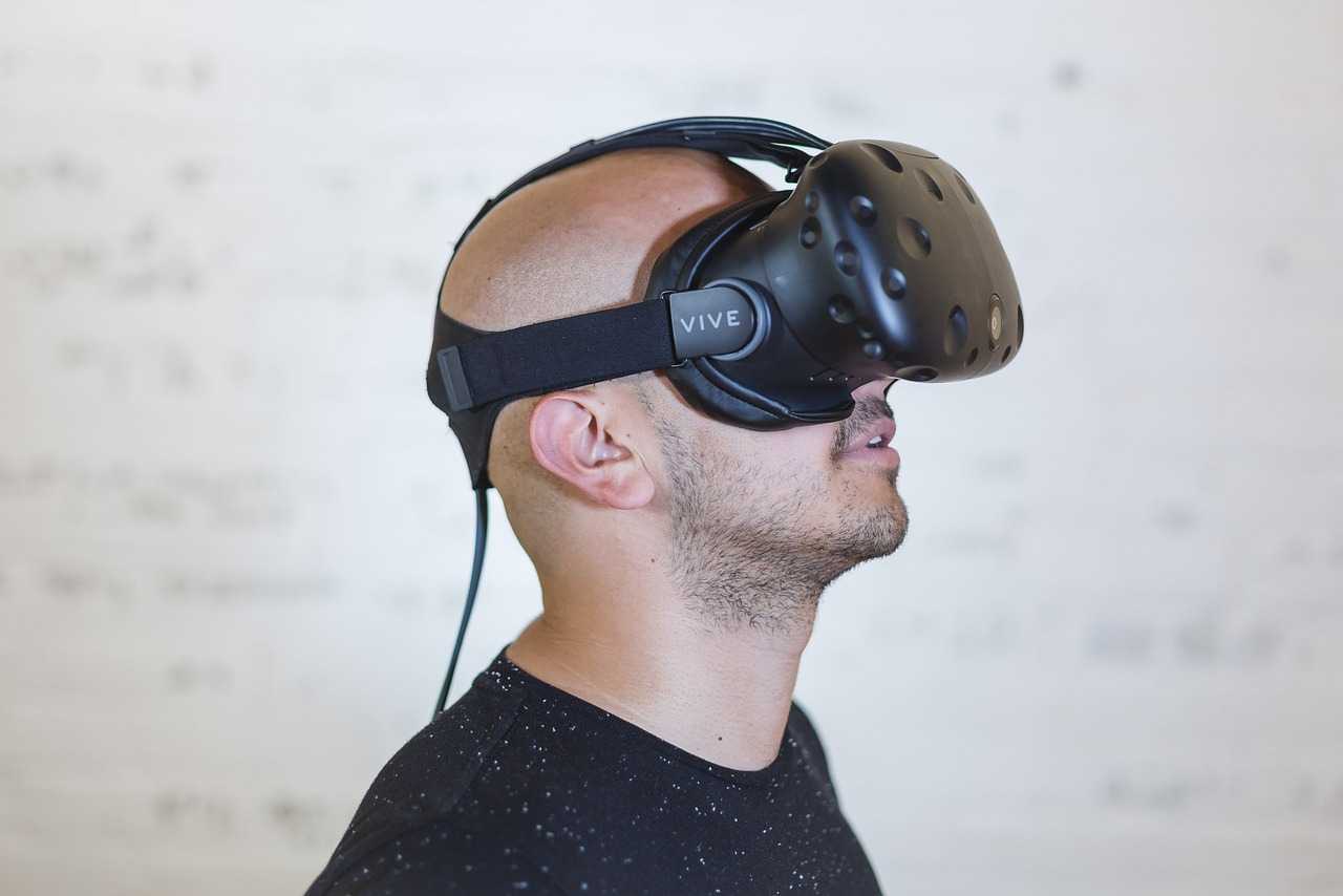 How Virtual Reality Is Changing Continuous Legal Education
