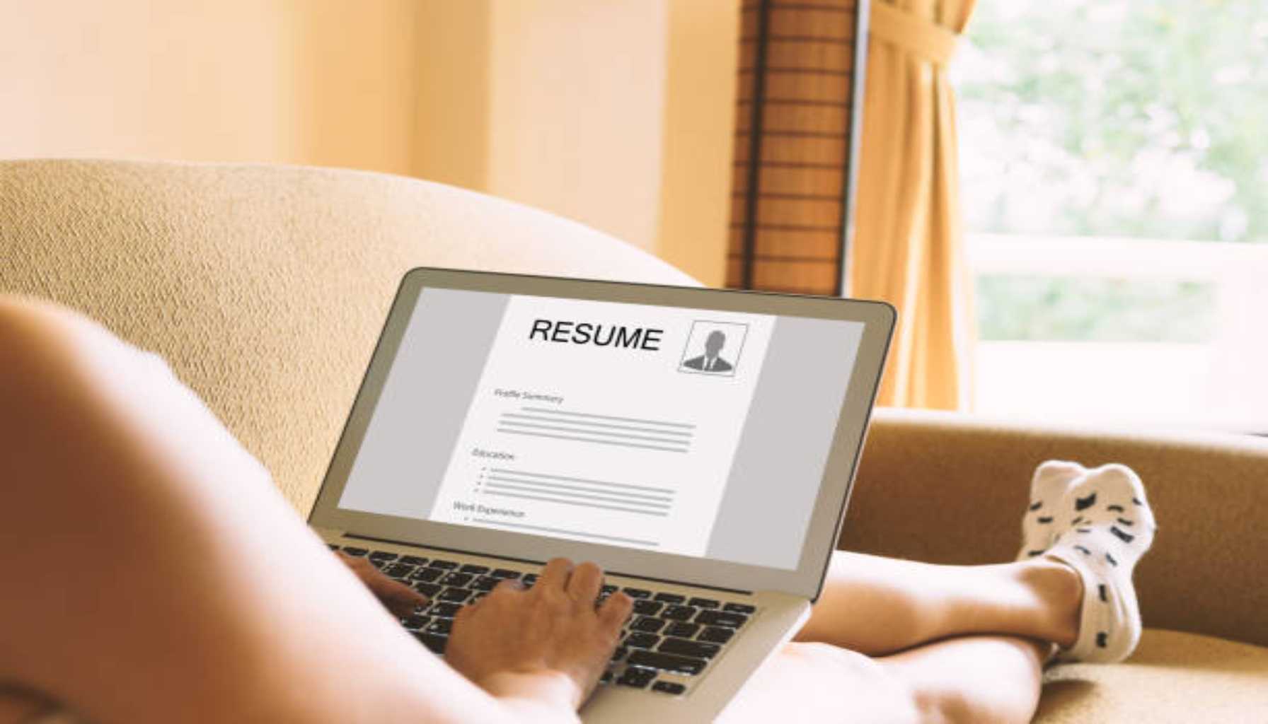 Resume Generator Online – Create a Professional Resume with Ease