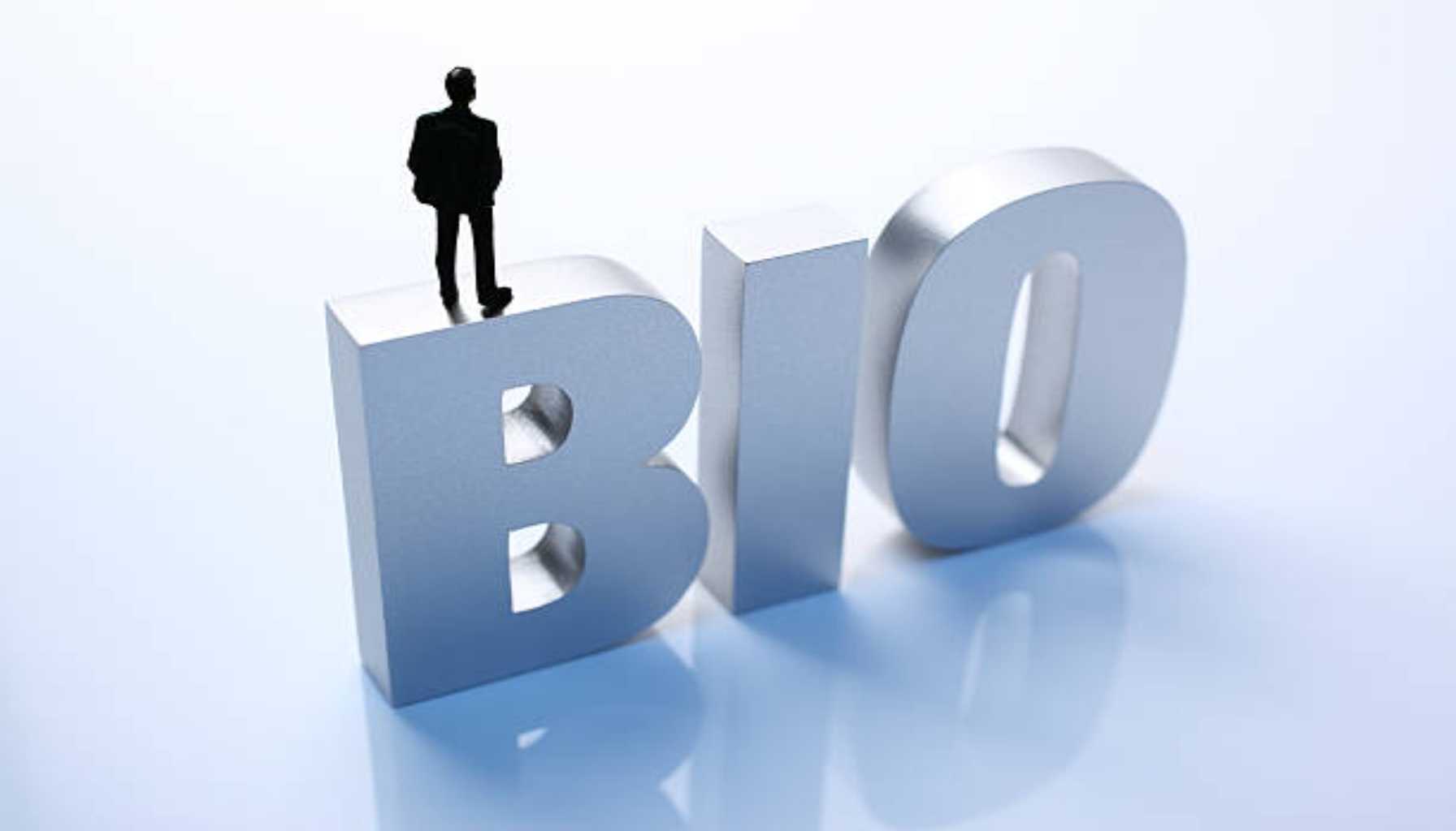 Bio Writing Service: Crafting a Compelling Personal Story for Career Success