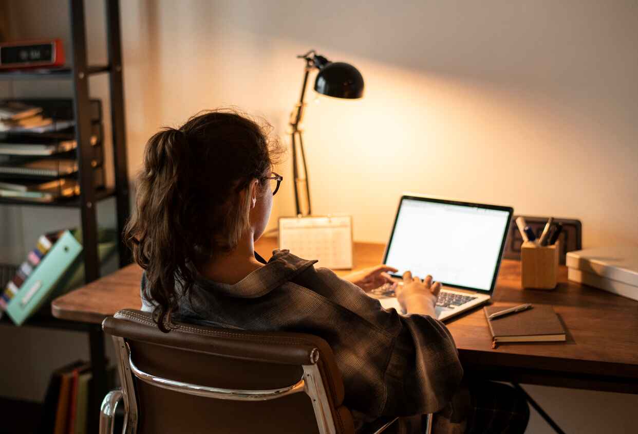 From Gig to Growth: Turning Freelance Projects into Full-Time Opportunities